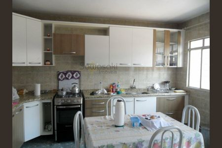 8_photo/94dce4d7dd.eef4d4ed5dafe0c3-ATLAS-f6b2a965-22fe-4591-959e-93ea7241a6c0.jpg de casa à venda com 3 quartos, 200m² em Guabirotuba, Curitiba