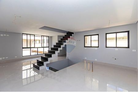 16_photo/94dce4d8b9.40d9156f2e18fdd4-ATLAS-2a305492-0c3f-4205-b9bf-74a4b7562e93.jpg de casa à venda com 3 quartos, 163m² em Guabirotuba, Curitiba