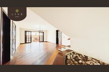 4_photo/94dce4d8e7.3e6957092a4c223d-ATLAS-6bb1d05a-6822-443f-a6da-05d907c2f9f7.jpg de casa à venda com 4 quartos, 276m² em Guabirotuba, Curitiba