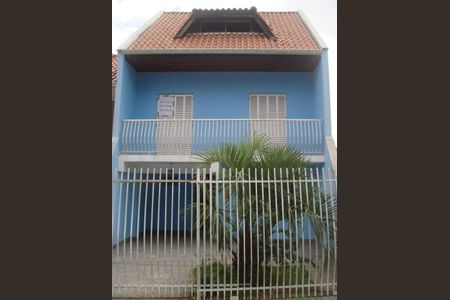 3_photo/94dce4d94b.e5c1dbf3952ec410-ATLAS-9f3594d2-10a7-4326-b207-9593f7bb69a2.jpg de casa à venda com 3 quartos, 250m² em Guabirotuba, Curitiba