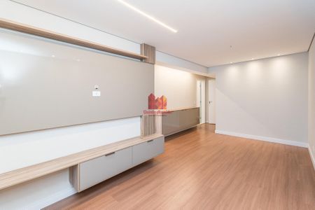 10_photo/94dce4d955.a6f2120c715e6f27-ATLAS-c25899bb-c88d-41ce-b8bf-d96439a2c5d7.jpg de apartamento à venda com 2 quartos, 78m² em Guabirotuba, Curitiba