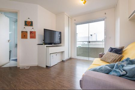 2_photo/94dce4de35.078313d720509cb2-ATLAS-03f49488-7b19-4e6a-a364-b498ed10cfd2.jpg de casa à venda com 4 quartos, 150m² em Prado Velho, Curitiba