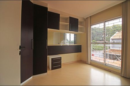 3_photo/94dce4de7d.8c2ca795ebaebe51-ATLAS-14c89d01-16b8-4e4d-9ed0-154661c5f5d3.jpg de casa para alugar com 3 quartos, 112m² em Guabirotuba, Curitiba