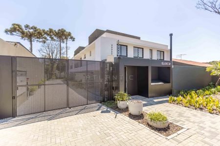 6_photo/94dce4df67.40c4a45f06f43149-ATLAS-1bb180e0-dd5b-4b81-ae68-01ee0f7972c7.jpg de casa à venda com 3 quartos, 226m² em Guabirotuba, Curitiba