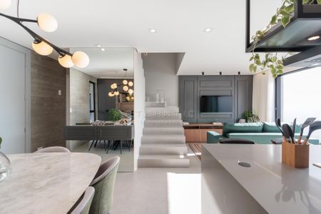 2_photo/94dce4df67.40c4a45f06f43149-ATLAS-ade9fdbc-b2cc-4dfe-b38e-01a9ea1f42a3.jpg de casa à venda com 3 quartos, 226m² em Guabirotuba, Curitiba