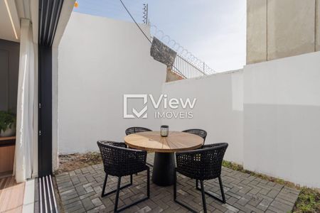 7_photo/94dce4df67.a64aef6598c47c00-ATLAS-61c5dd5a-3aac-49bf-b5e2-47f6a67285d3.jpg de casa de condomínio à venda com 3 quartos, 158m² em Guabirotuba, Curitiba