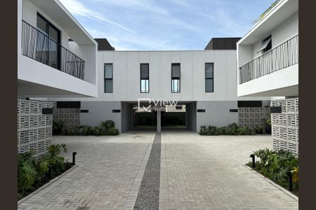 10_photo/94dce4df67.a64aef6598c47c00-ATLAS-b6d85a15-b169-4cd2-974e-d1a1fe73d386.jpg de casa de condomínio à venda com 3 quartos, 138m² em Guabirotuba, Curitiba