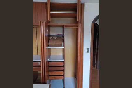 36_photo/94dce4df93.ceff8192393c33de-ATLAS-05c58b8e-24dd-4dcd-b94a-aaad1bb78691.jpg de casa à venda com 3 quartos, 248m² em Guabirotuba, Curitiba