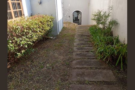 20_photo/94dce4df93.ceff8192393c33de-ATLAS-1feb6edc-325a-42f6-9c3a-8bea20d33f65.jpg de casa à venda com 3 quartos, 248m² em Guabirotuba, Curitiba