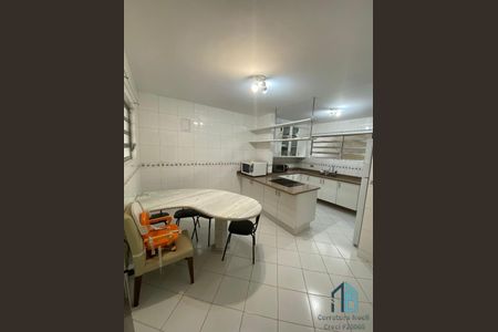 2_photo/94dce4df93.ceff8192393c33de-ATLAS-64aa8569-8dbb-4f71-b766-4ae4a9c0ac0b.jpg de casa à venda com 3 quartos, 223m² em Guabirotuba, Curitiba