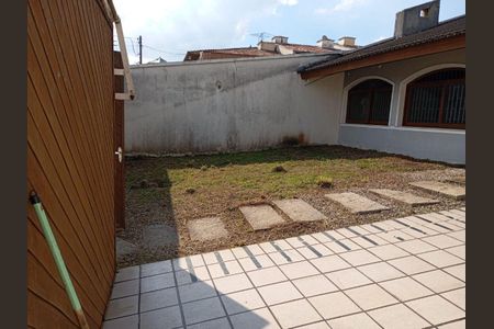 4_photo/94dce4df93.ceff8192393c33de-ATLAS-91bdc0be-8d84-464f-b84f-319e0bd6b65a.jpg de casa à venda com 3 quartos, 248m² em Guabirotuba, Curitiba