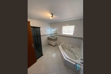 8_photo/94dce4df93.ceff8192393c33de-ATLAS-e3ff32d1-b7db-4498-9801-029ce8b3f971.jpg de casa à venda com 3 quartos, 223m² em Guabirotuba, Curitiba