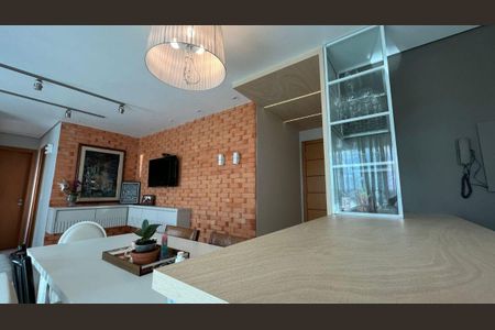 6_photo/94dce4dfa9.e6e1c947b02cf8fb-ATLAS-91e0331d-d06e-4efa-9687-264b79ade8a3.jpg de apartamento à venda com 2 quartos, 61m² em Guabirotuba, Curitiba