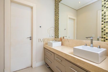 25_photo/94dce4dfdd.2ea09ee07a178c3f-ATLAS-747e7f2b-cf99-45e8-8afd-a77aaf3f0576.jpg de casa à venda com 3 quartos, 282m² em Guabirotuba, Curitiba