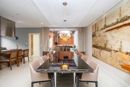 5_photo/94dce4dfdd.2ea09ee07a178c3f-ATLAS-d6d28ee9-5c22-4e15-8461-2d843410319f.jpg de casa à venda com 3 quartos, 282m² em Guabirotuba, Curitiba