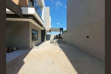 7_photo/94dce4dfdf.24b532c568b5651c-ATLAS-4161e58e-9dea-4fb0-ae26-9d4e80c19d03.jpg de casa à venda com 3 quartos, 166m² em Guabirotuba, Curitiba