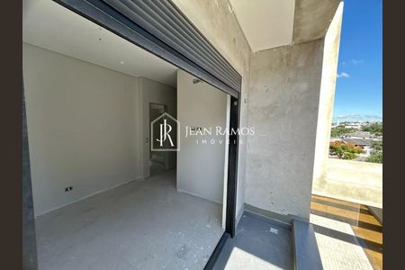 41_photo/94dce4dff1.ceff8192393c33de-ATLAS-ced2b237-9415-40aa-8e18-866971c8684e.jpg de casa à venda com 3 quartos, 191m² em Guabirotuba, Curitiba