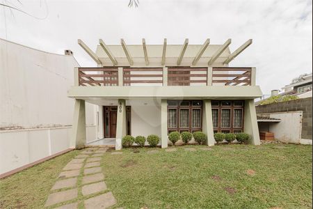 9_photo/94dce4e015.e9bc35269128f7e8-ATLAS-40d43cac-6fa8-4753-8d70-ac228a11221d.jpg de casa à venda com 5 quartos, 550m² em Guabirotuba, Curitiba