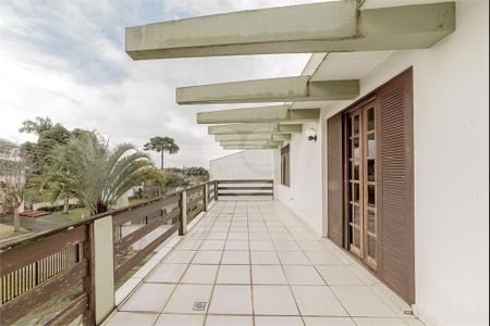 4_photo/94dce4e015.e9bc35269128f7e8-ATLAS-8d98aa79-9755-4c55-aff6-5e96942228f9.jpg de casa à venda com 5 quartos, 550m² em Guabirotuba, Curitiba