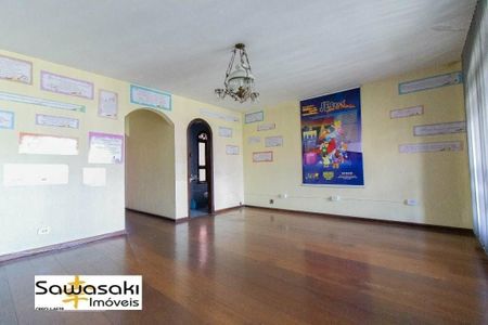 8_photo/94dce4e01b.5b12b8003dd60bb3-ATLAS-7542eb16-a6e4-46e8-bb60-832834b1b1b2.jpg de casa à venda com 8 quartos, 478m² em Guabirotuba, Curitiba