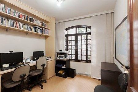 13_photo/94dce4e0f9.7dc29441a77b793f-ATLAS-772810cf-a222-48af-bcaa-635ccca99f1e.jpg de casa à venda com 4 quartos, 298m² em Guabirotuba, Curitiba