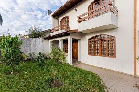 46_photo/94dce4e0f9.7dc29441a77b793f-ATLAS-9a30adec-998b-42ae-aabb-c1379e4b5f59.jpg de casa à venda com 4 quartos, 298m² em Guabirotuba, Curitiba