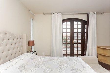 31_photo/94dce4e0f9.7dc29441a77b793f-ATLAS-9bc74509-59da-4cd3-8bf4-e9228da0a83c.jpg de casa à venda com 4 quartos, 298m² em Guabirotuba, Curitiba