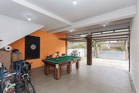 45_photo/94dce4e0f9.7dc29441a77b793f-ATLAS-bb5c06d4-6947-4ffa-b6d3-4312c2316346.jpg de casa à venda com 4 quartos, 298m² em Guabirotuba, Curitiba