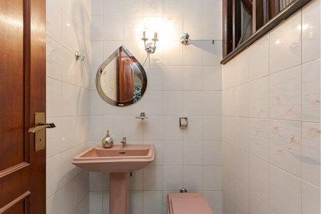 10_photo/94dce4e0f9.7dc29441a77b793f-ATLAS-e17ed9ed-0fca-42b9-aaab-1688c2da3689.jpg de casa à venda com 4 quartos, 298m² em Guabirotuba, Curitiba