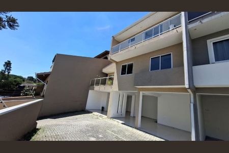 2_photo/94dce4e11f.de1539f27b8bccfe-ATLAS-07784955-d8dd-43f6-956e-714e9aee9c65.jpg de casa para alugar com 4 quartos, 167m² em Guabirotuba, Curitiba