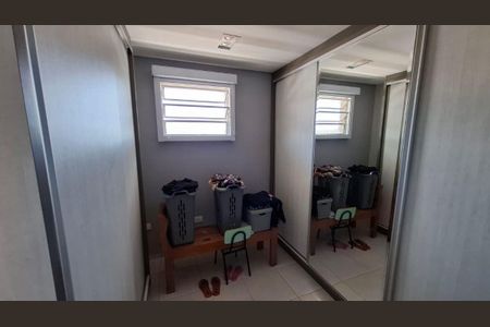 4_photo/94dce4e11f.de1539f27b8bccfe-ATLAS-1b1e2b27-d3fe-4f3e-9395-ae5291d64cba.jpg de casa para alugar com 4 quartos, 167m² em Guabirotuba, Curitiba