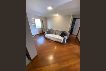 6_photo/94dce4e121.ccfee957a0edc138-ATLAS-a5452c3b-bc35-48e4-92e4-5f84540eaf82.jpg de casa à venda com 3 quartos, 223m² em Guabirotuba, Curitiba