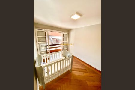 5_photo/94dce4e121.e5126c7e7f4237c2-ATLAS-1b208a64-9a55-4e81-8d05-919d774a9a81.jpg de casa à venda com 4 quartos, 232m² em Guabirotuba, Curitiba