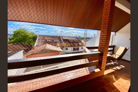 12_photo/94dce4e121.e5126c7e7f4237c2-ATLAS-39aa238c-b69f-4f44-8892-0995dcadfd0b.jpg de casa à venda com 4 quartos, 232m² em Guabirotuba, Curitiba