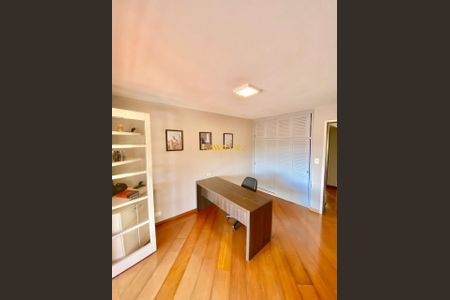 4_photo/94dce4e121.e5126c7e7f4237c2-ATLAS-5784686c-4eac-40f6-a628-4cfd5aa1f074.jpg de casa à venda com 4 quartos, 232m² em Guabirotuba, Curitiba