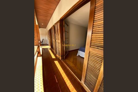 35_photo/94dce4e121.e5126c7e7f4237c2-ATLAS-7670e6bd-3a4d-419e-ad95-24f312d9f201.jpg de casa à venda com 4 quartos, 232m² em Guabirotuba, Curitiba