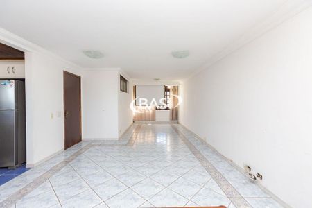 36_photo/94dce4e1a3.e0bb88a79f9bd8e1-ATLAS-1854ceda-849b-4542-b9e5-fe728c6ed15e.jpg de casa à venda com 5 quartos, 5m² em Guabirotuba, Curitiba