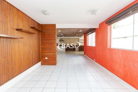 32_photo/94dce4e1a3.e0bb88a79f9bd8e1-ATLAS-33e07759-b938-4bd7-958a-0dac1442cfc8.jpg de casa à venda com 5 quartos, 5m² em Guabirotuba, Curitiba