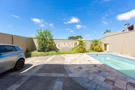 8_photo/94dce4e1a3.e0bb88a79f9bd8e1-ATLAS-509b23c4-f71a-4396-9239-56e137b50d71.jpg de casa à venda com 5 quartos, 5m² em Guabirotuba, Curitiba