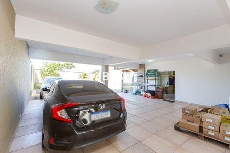 6_photo/94dce4e1a3.e0bb88a79f9bd8e1-ATLAS-5a0339a3-0027-4d4b-8b08-365474c6f1eb.jpg de casa à venda com 5 quartos, 5m² em Guabirotuba, Curitiba