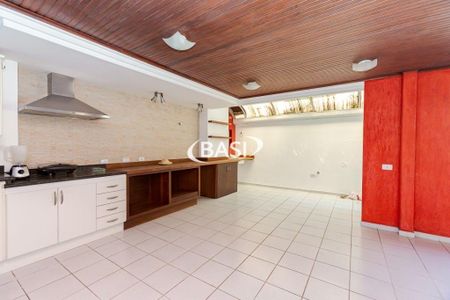 41_photo/94dce4e1a3.e0bb88a79f9bd8e1-ATLAS-650d8b9c-cb80-4d6c-a41c-747e8bf34651.jpg de casa à venda com 5 quartos, 5m² em Guabirotuba, Curitiba