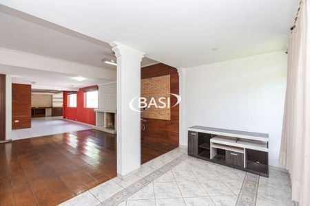 28_photo/94dce4e1a3.e0bb88a79f9bd8e1-ATLAS-659fc2a4-ed06-4445-9265-e83bc9367f57.jpg de casa à venda com 5 quartos, 5m² em Guabirotuba, Curitiba