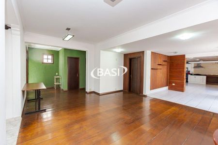 27_photo/94dce4e1a3.e0bb88a79f9bd8e1-ATLAS-90a3d5b3-fdb2-472d-851f-2e46af5e36ae.jpg de casa à venda com 5 quartos, 5m² em Guabirotuba, Curitiba