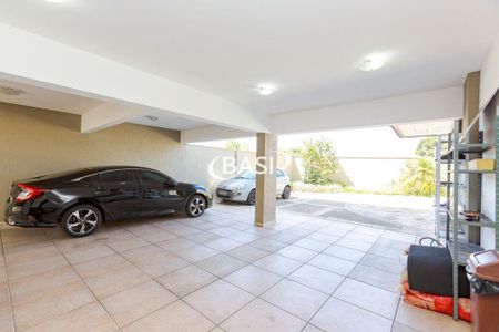 7_photo/94dce4e1a3.e0bb88a79f9bd8e1-ATLAS-a23dca99-676c-4cf6-8e5f-3a90da31f3a1.jpg de casa à venda com 5 quartos, 5m² em Guabirotuba, Curitiba