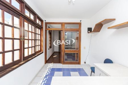 48_photo/94dce4e1a3.e0bb88a79f9bd8e1-ATLAS-b012276a-c8de-46b9-8fa3-e7c856bcb2ed.jpg de casa à venda com 5 quartos, 5m² em Guabirotuba, Curitiba