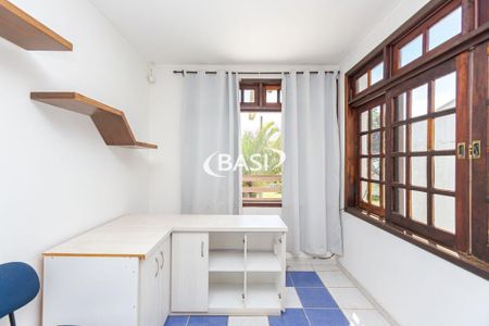 47_photo/94dce4e1a3.e0bb88a79f9bd8e1-ATLAS-c3522cd5-48fb-4318-adfb-22b9ae9b710d.jpg de casa à venda com 5 quartos, 5m² em Guabirotuba, Curitiba