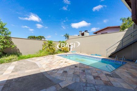 9_photo/94dce4e1a3.e0bb88a79f9bd8e1-ATLAS-cbc5aab2-ec65-43c0-a040-7fe9c6558b52.jpg de casa à venda com 5 quartos, 5m² em Guabirotuba, Curitiba