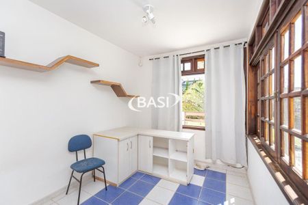 46_photo/94dce4e1a3.e0bb88a79f9bd8e1-ATLAS-d5192a02-6f13-44e0-a2dc-ac5bedd97ab4.jpg de casa à venda com 5 quartos, 5m² em Guabirotuba, Curitiba