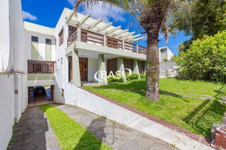 4_photo/94dce4e1a3.e0bb88a79f9bd8e1-ATLAS-da20f87c-dcde-48dc-86e1-4d829578da06.jpg de casa à venda com 5 quartos, 5m² em Guabirotuba, Curitiba