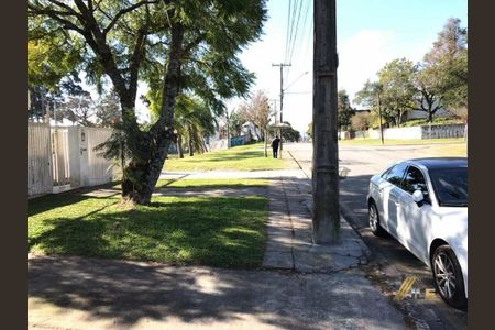 9_photo/94dce4e1a5.4e221277b30b404d-ATLAS-68a3a6b0-f04e-4e5d-b96f-8af960662f78.jpg de casa à venda com 3 quartos, 350m² em Guabirotuba, Curitiba